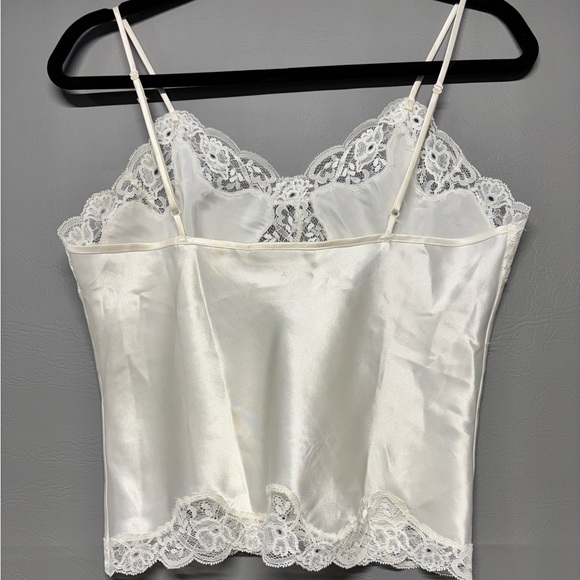 ✨Vintage Victoria's Secret White Satin Camisole Size S - Picture 4 of 9